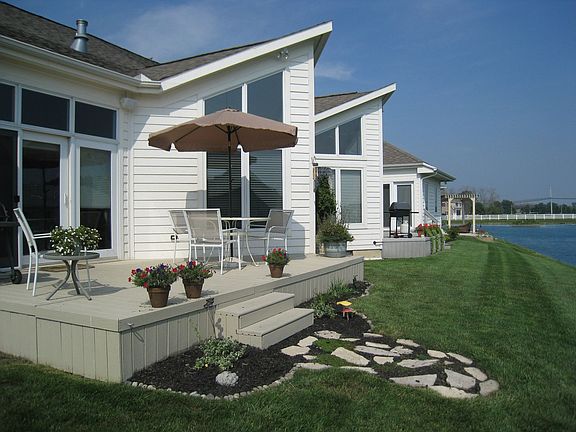 DECK OVERLOOKING LAKES