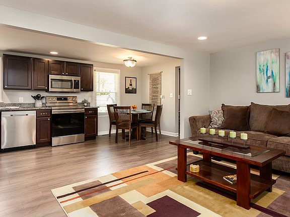 Entry into Living Room