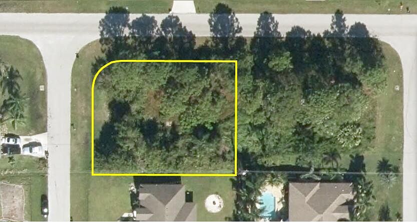 2nd image of 4602 SW Fallkirk Street