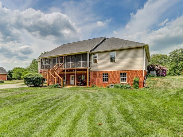 183 Fernridge Ct, Madison Heights, VA 24572