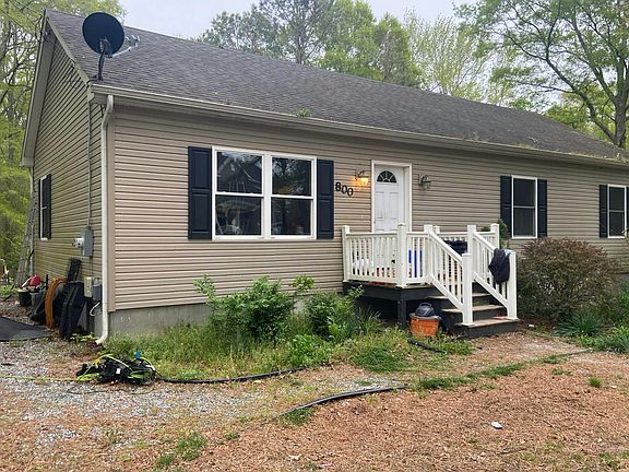 3rd image of 800 Vick Ave