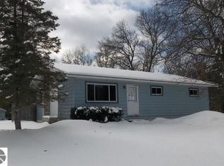 1770 Pinewood Dr, Alger, MI 48610