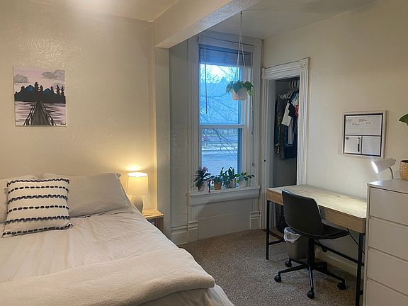 5th image of 245 E Alder St #2