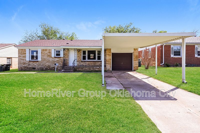 1st image of 4324 SE 16th St