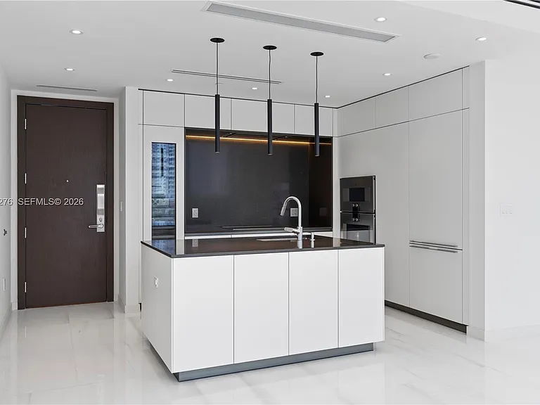 300 Biscayne Boulevard Way #804 — Photo 9
