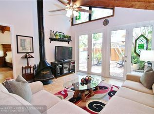 6110 NW 33rd Way, Fort Lauderdale, FL 33309