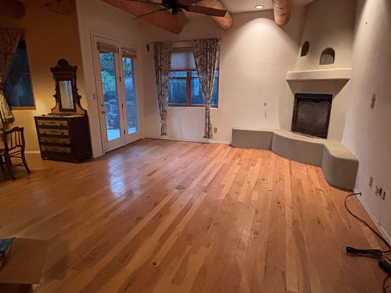 3 bed, 2.0 bath, 1600 sqft, $2,650 — Photo 1