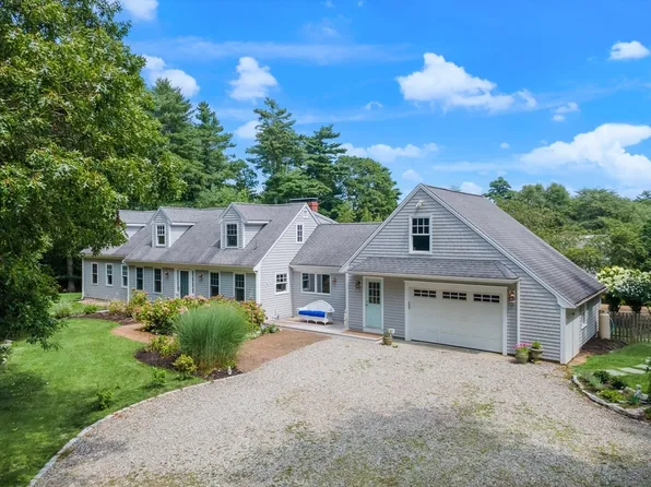 19 Register Rd, Marion, MA 02738