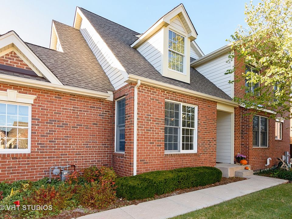 1st image of 6 Winged Foot Dr
