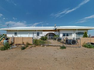 48 Chapel Dr, Los Lunas, NM 87031