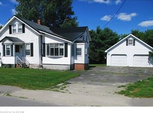 31 Water St, Howland, ME 04448