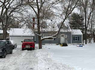 6601 E River Rd NE, Minneapolis, MN 55432