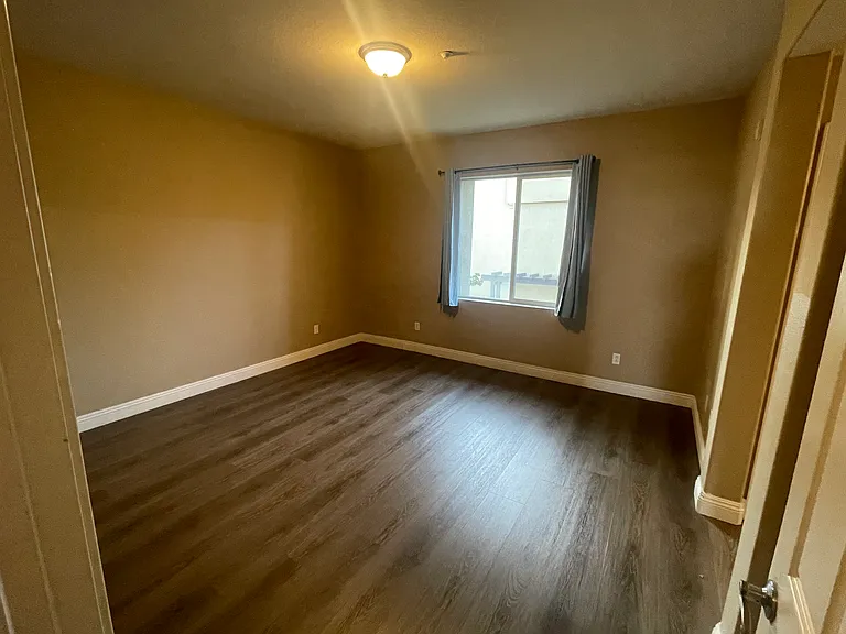 5449 Soho View Ter — Photo 5