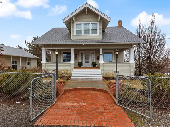 102 NE Harrison St, Dufur, OR 97021