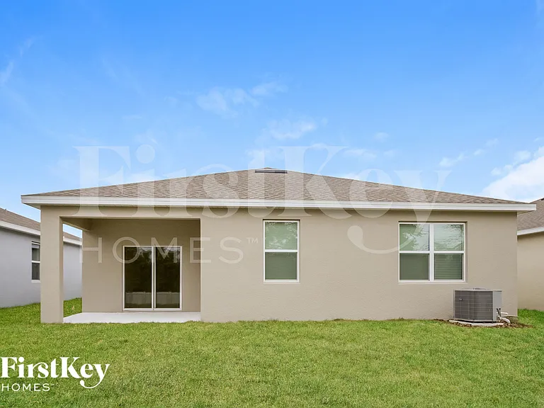 328 Corbel Ln — Photo 15