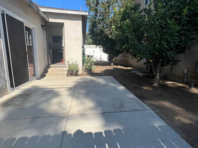 16601 Valerio St — Photo 15
