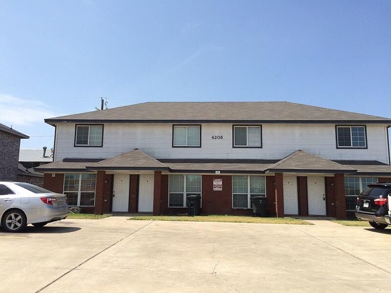 1st image of 4206 Gus Dr APT C