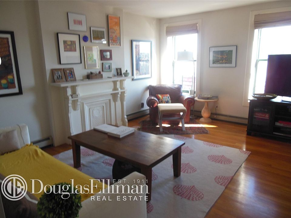 1st image of 270 Court St APT 4