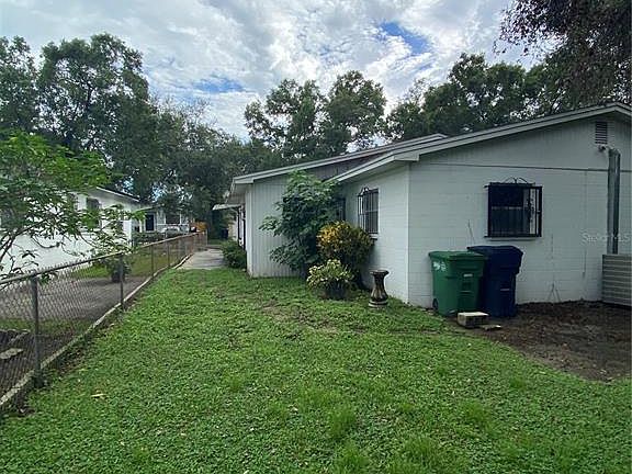 3rd image of 3008 E Shadowlawn Ave