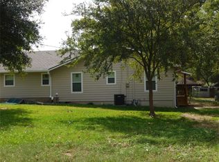 221 Yell St, Livingston, TX 77351