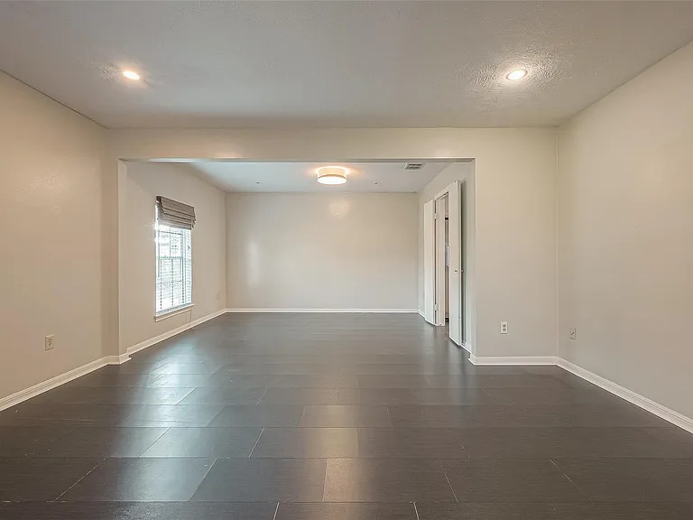 11406 High Star Dr — Photo 9