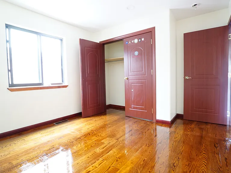 2529 Butler St #1 — Photo 10