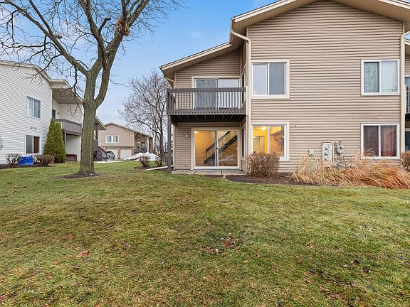 4th image of 1353 Kingsbury Dr Unit 6