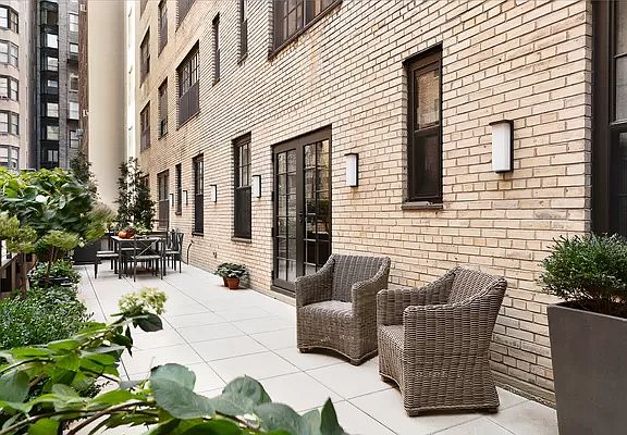 4th image of 12 E 88th St APT 1C