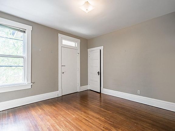 3rd image of 1119 Pennsylvania Ave #1121.5