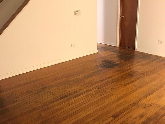 3rd image of 1296 Prairie Ave Unit D