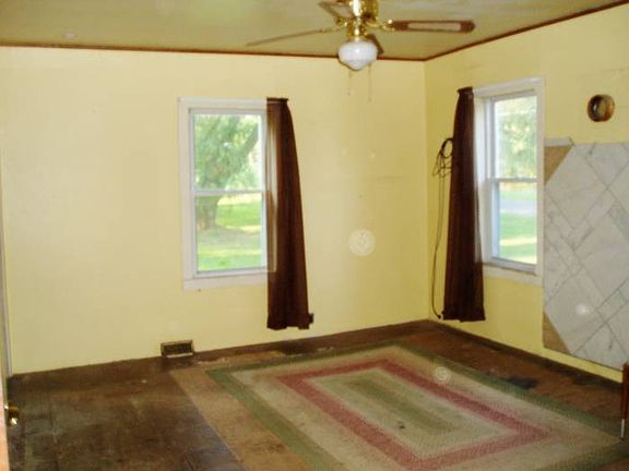 Master Bedroom off Liv rm