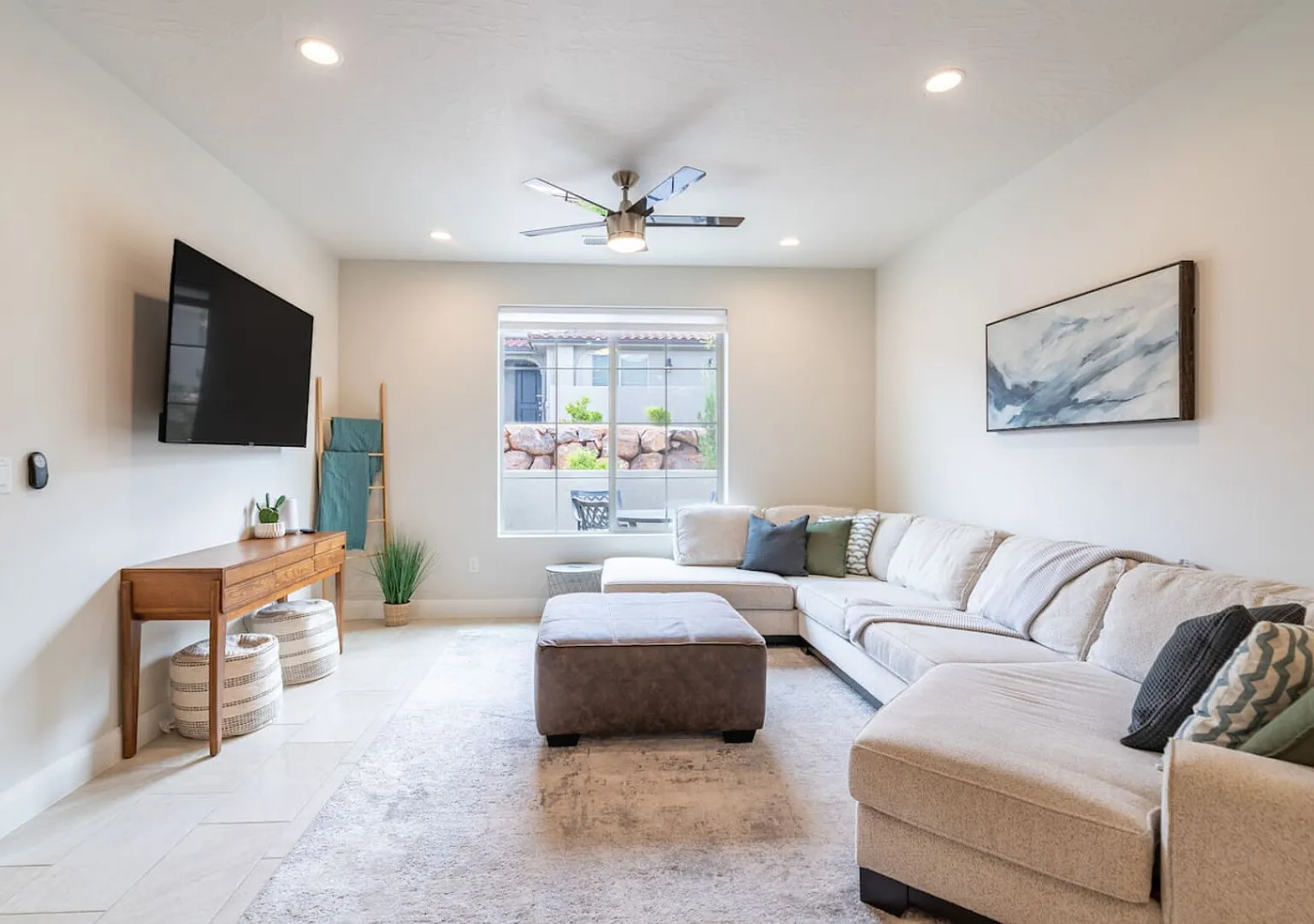Spacious Getaway w/ Heated Pool — Photo 3