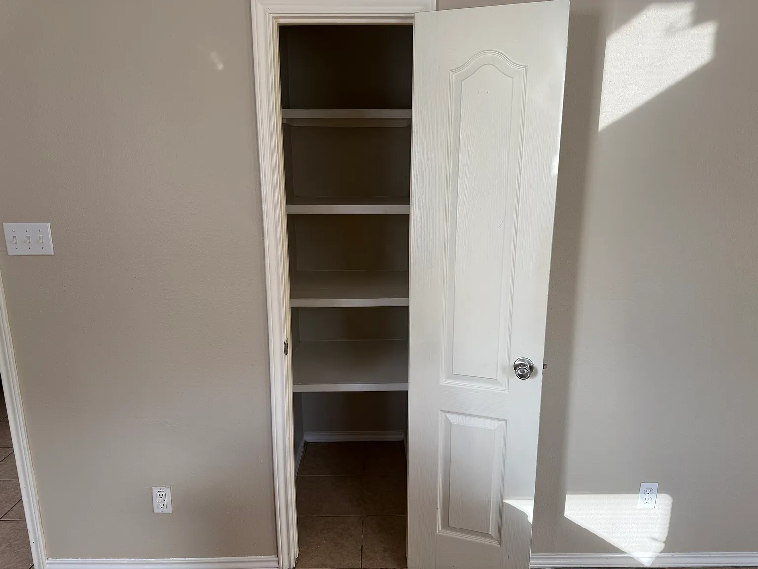2 bed, 1022 sqft, $950 — Photo 4