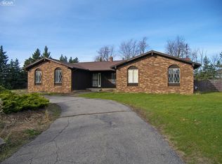 6516 W Stanley Rd, Mount Morris, MI 48458