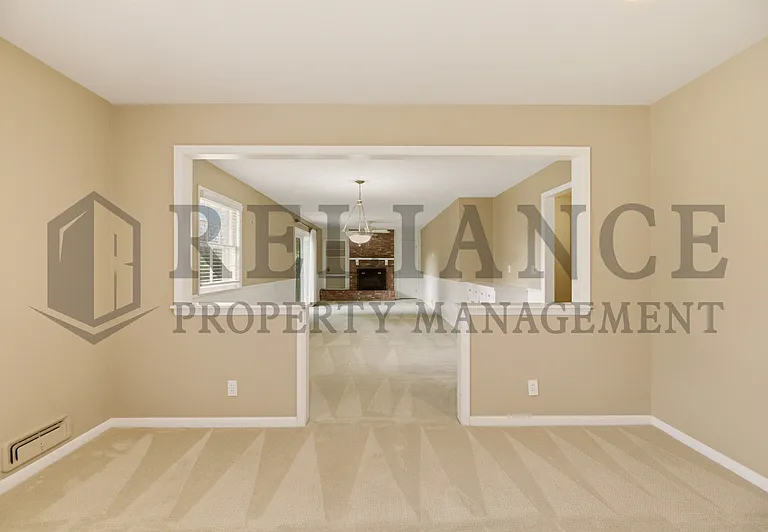 6517 E Elm St — Photo 13