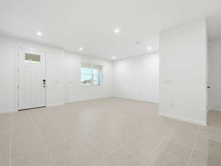 132 Royal Ranch Rd — Photo 15