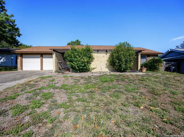 7717 Dry Canyon, Live Oak, TX 78233