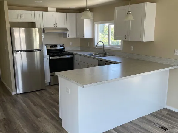 936 Empire Dr, Pasco, WA 99301