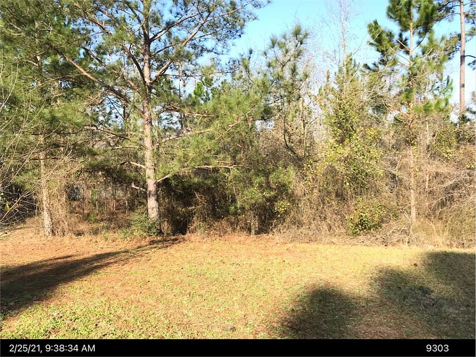 2nd image of 122 Tybee Ln