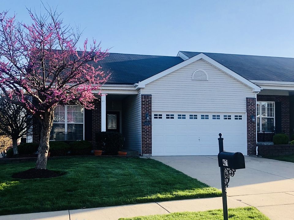2nd image of 471 Angelique Pl