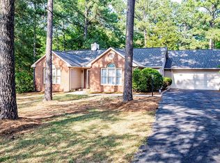 102 Ferry Cove Rd, Greenwood, SC 29649