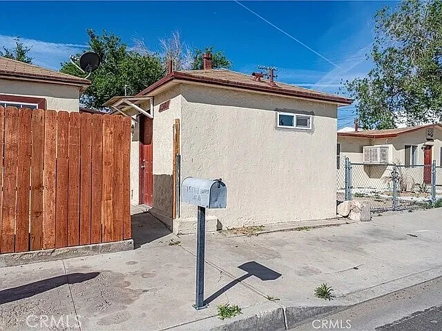15548 8th St #B — Photo 2