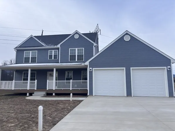 48 Maple Crest Dr, Nescopeck, PA 18635