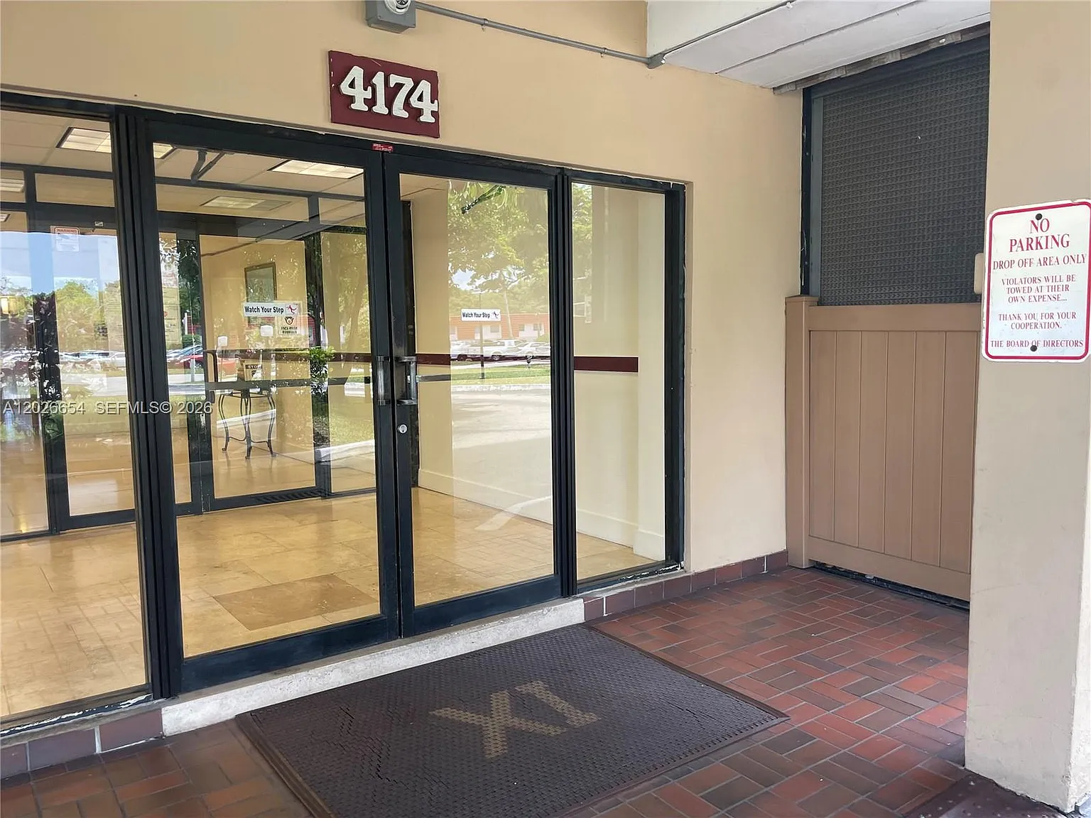 Manors Of Inverrary Xi — Photo 2