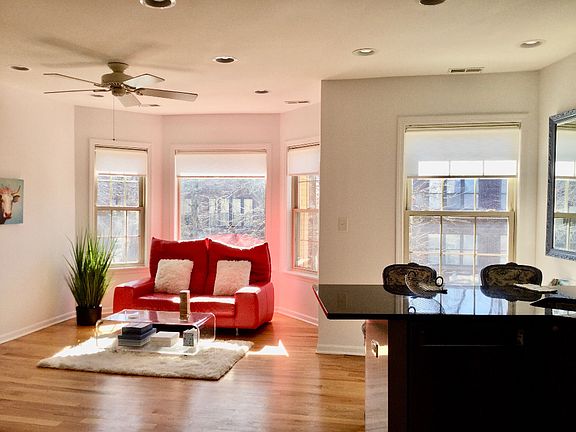 4th image of 1622 W Wallen Ave #2