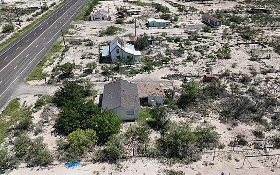 4th image of 5205 N Highway 18