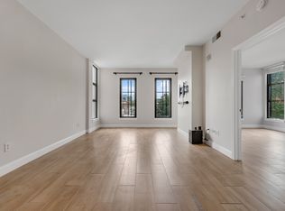910 M St NW APT 312, Washington, DC 20001