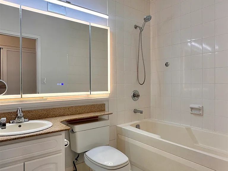 45 River Dr S #803 — Photo 20