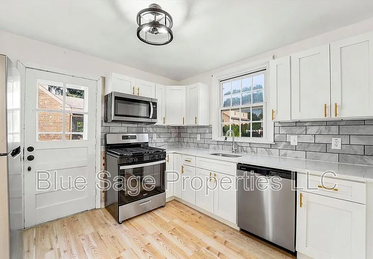 248 E Turnbull Ave — Photo 12