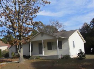 4 Coconut Rd, Cape May Court House, NJ 08210